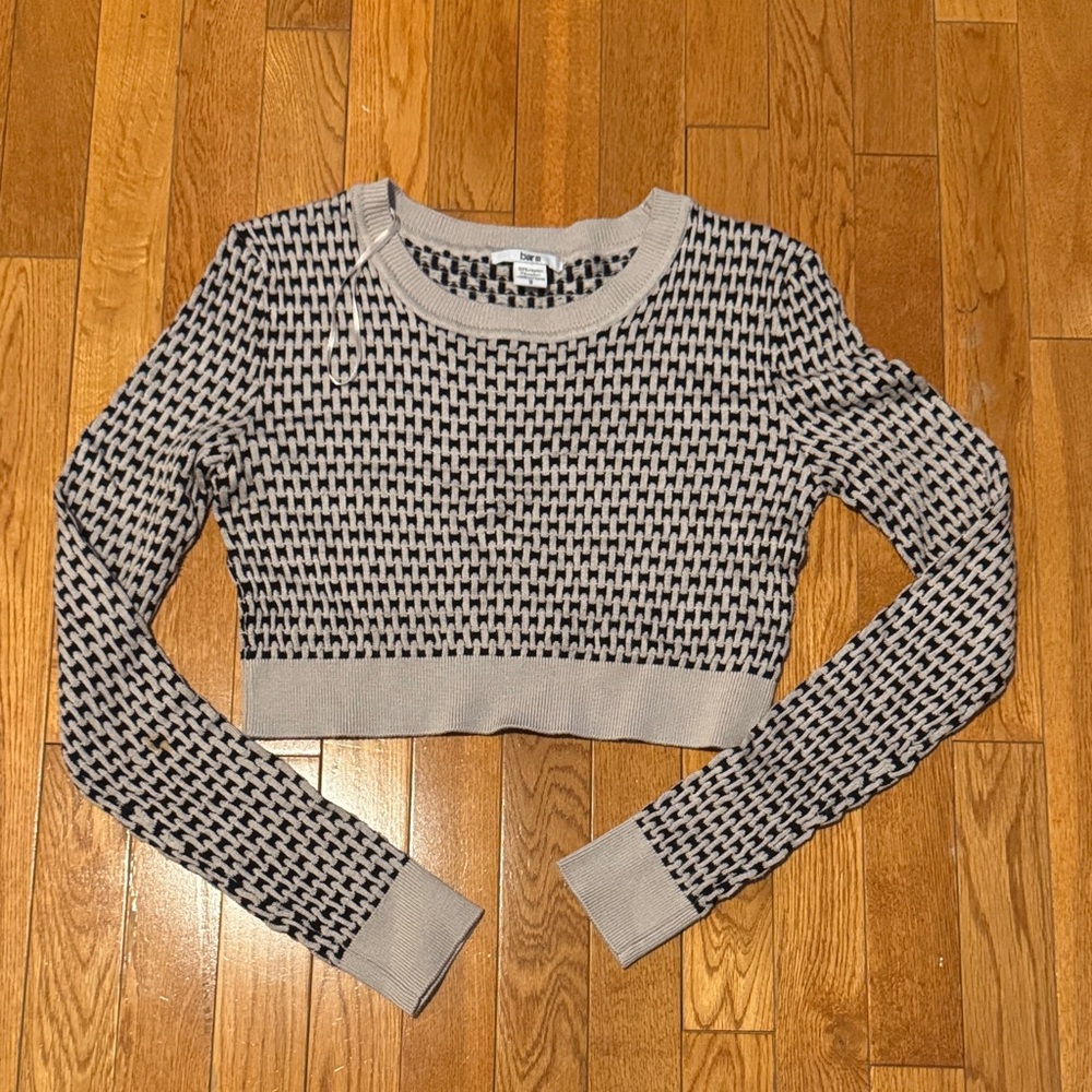 Bar III Black and White Houndstooth Cropped Sweater